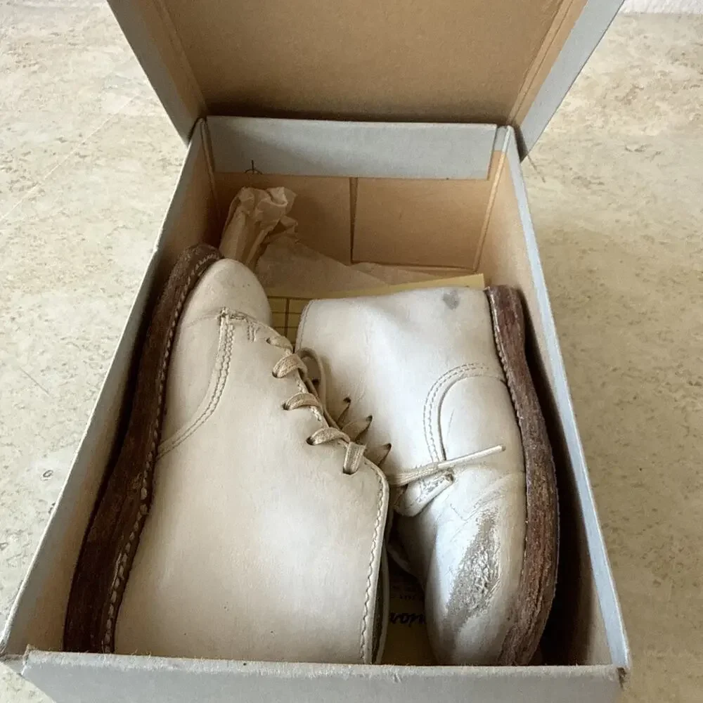 Edwards Vintage Children's White Leather Shoes Size 4D Original 1971